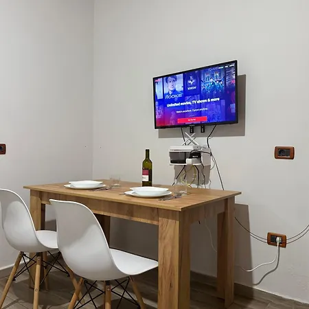 Konukevi Selvia Center *